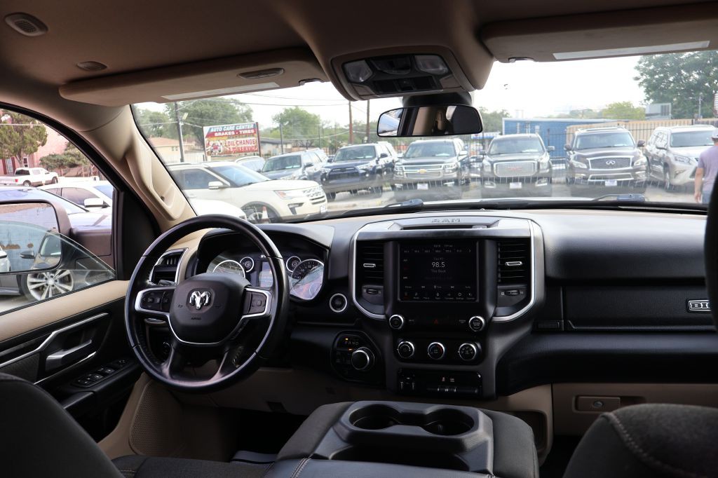 2019 RAM 1500 Image 41