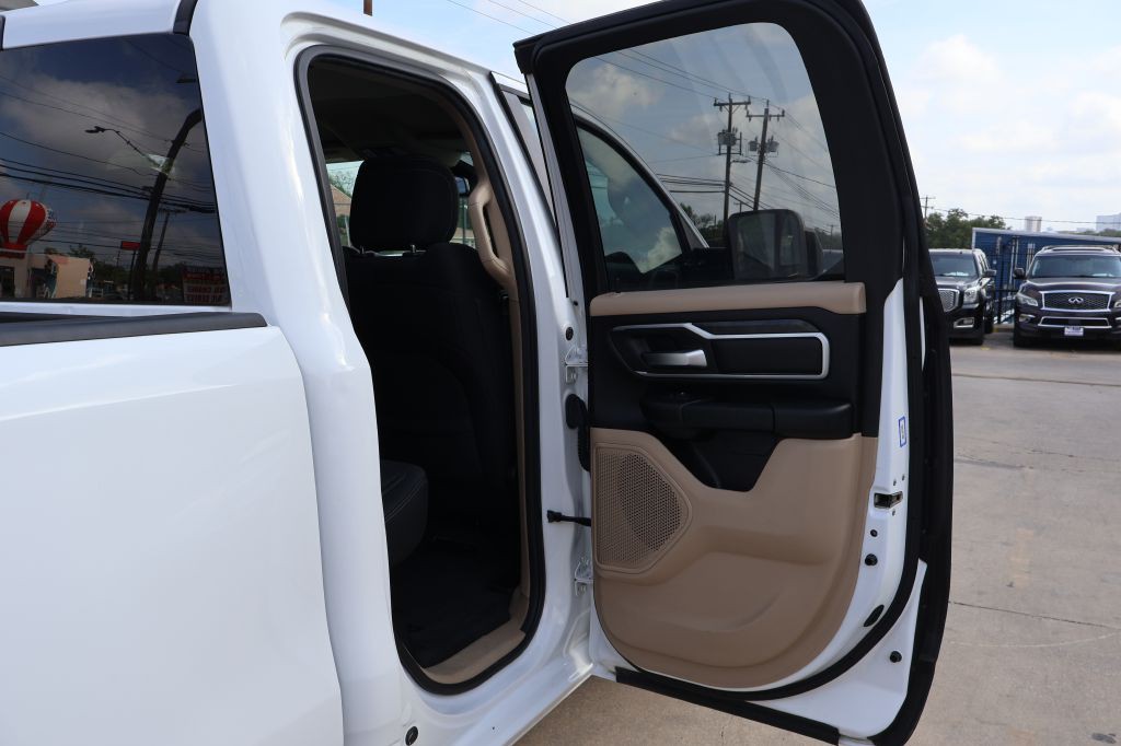 2019 RAM 1500 Image 43