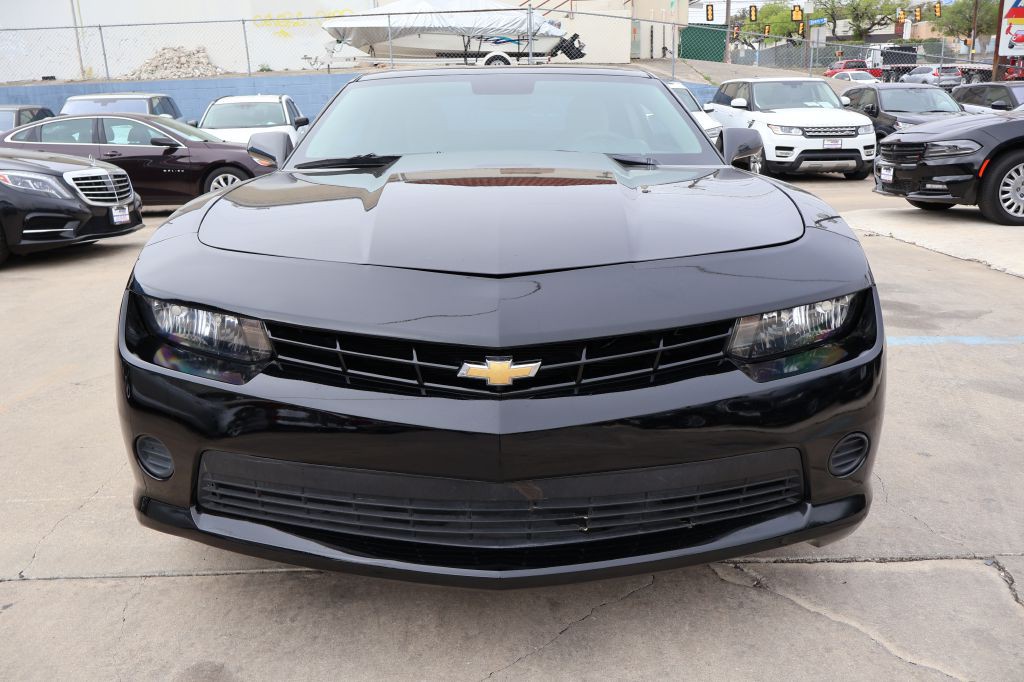 2015 Chevrolet Camaro Image 2