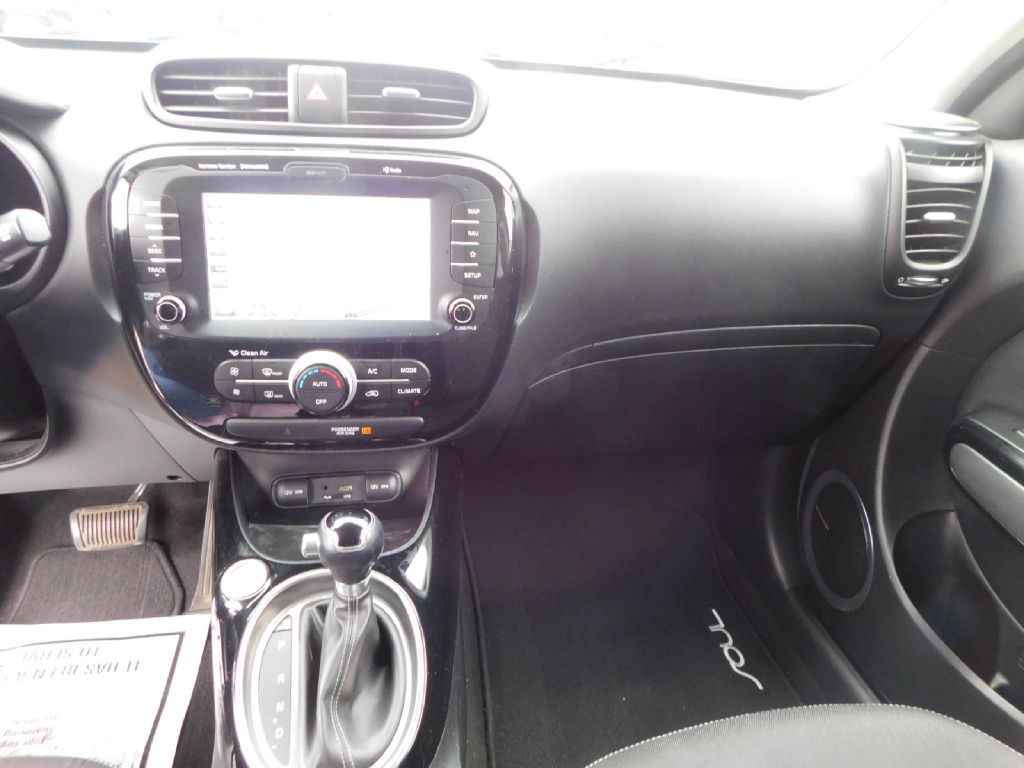 2018 Kia Soul Image 31