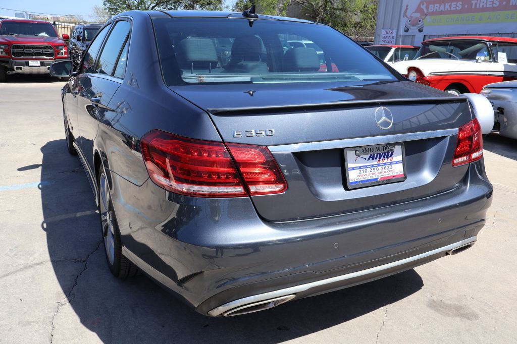 2016 Mercedes-Benz E-Class Image 5