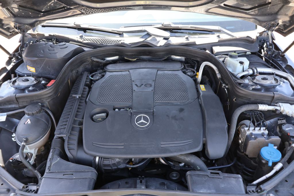 2016 Mercedes-Benz E-Class Image 17