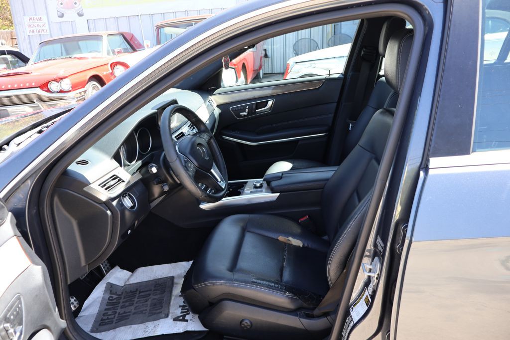 2016 Mercedes-Benz E-Class Image 24