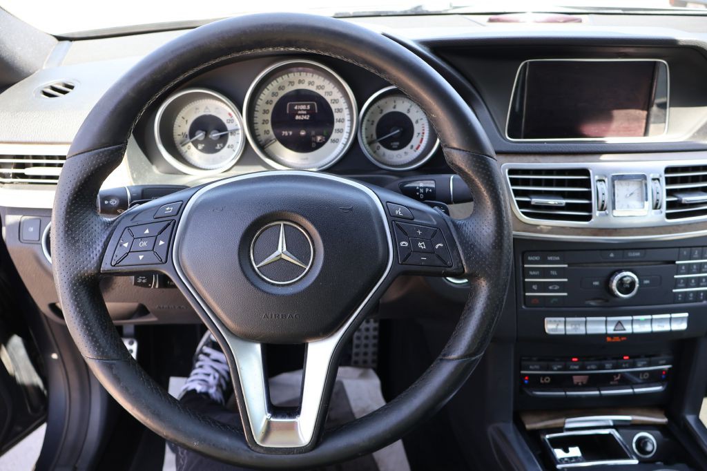 2016 Mercedes-Benz E-Class Image 29