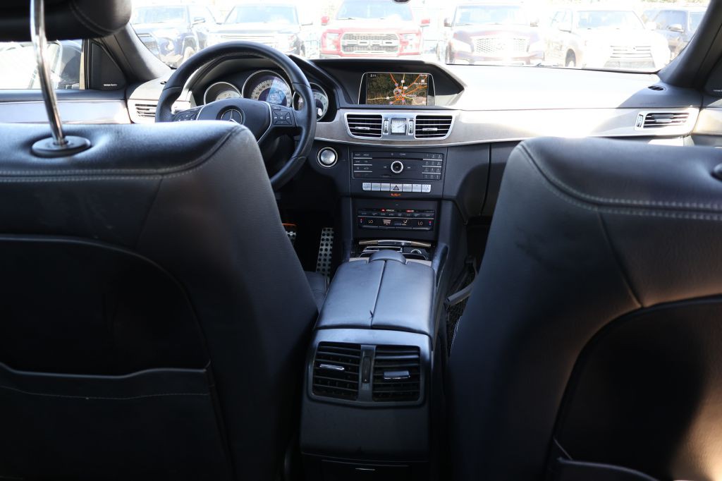 2016 Mercedes-Benz E-Class Image 45