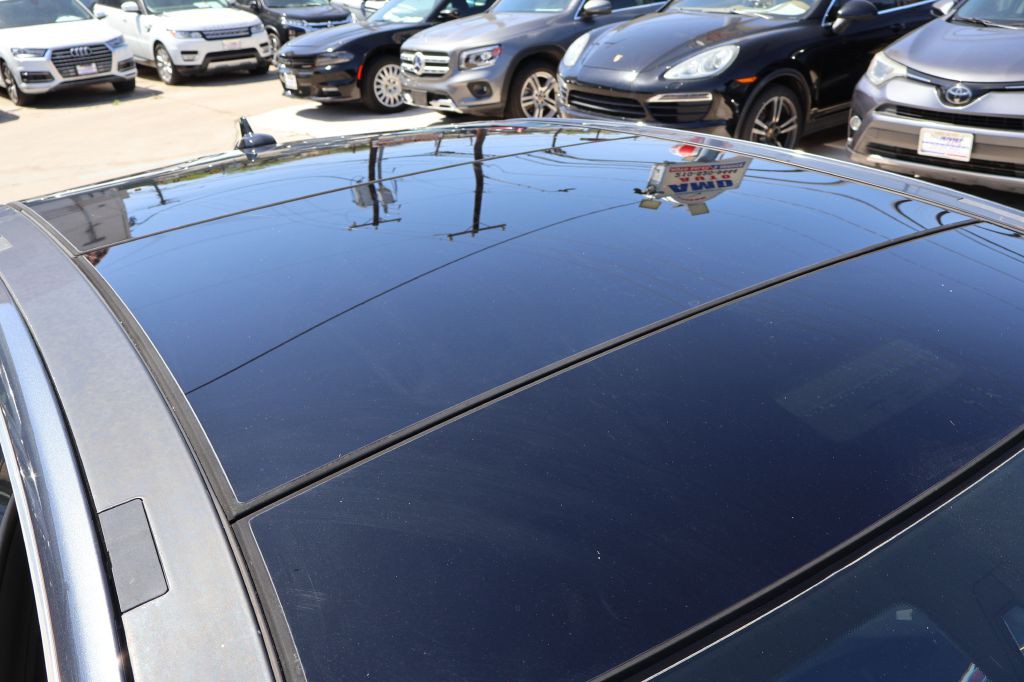 2016 Mercedes-Benz E-Class Image 50