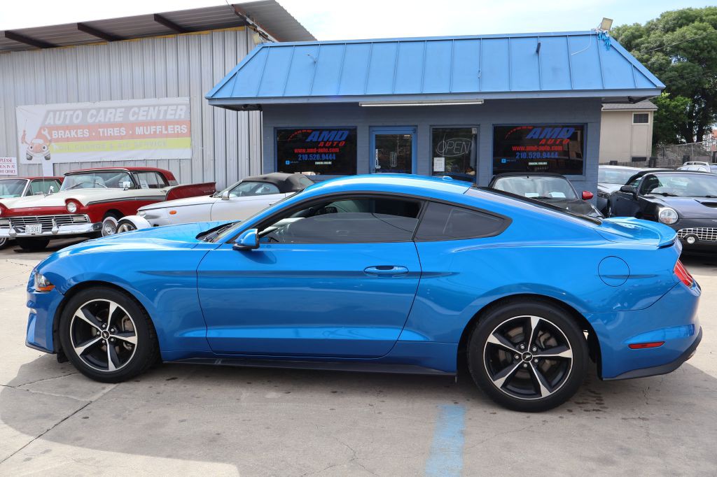 2019 Ford Mustang Image 4