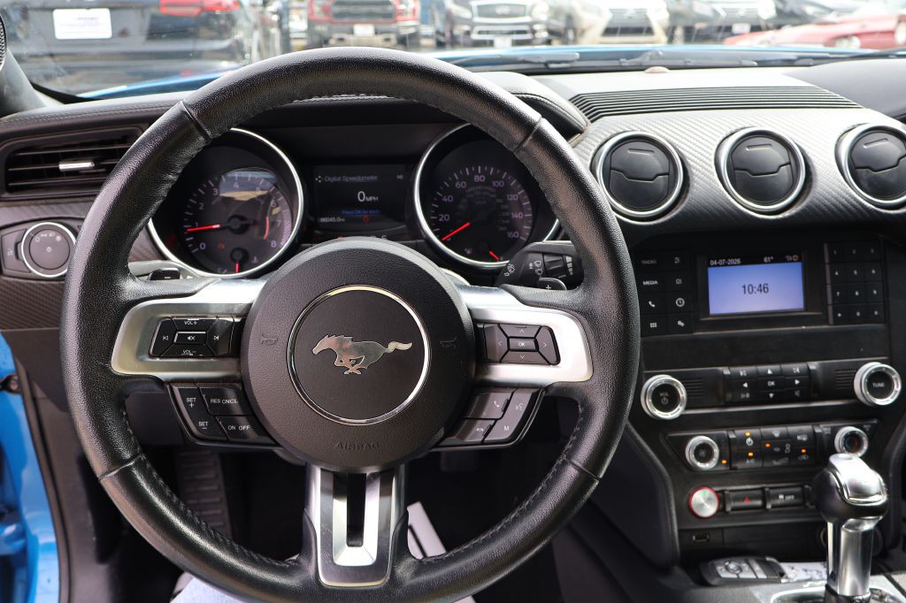 2019 Ford Mustang Image 22
