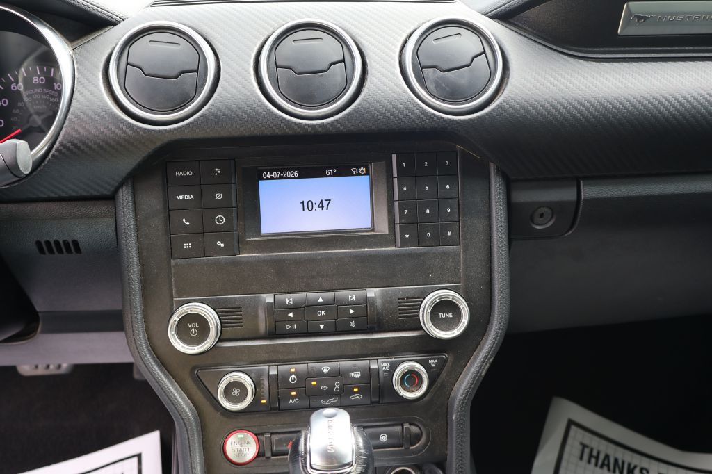 2019 Ford Mustang Image 27