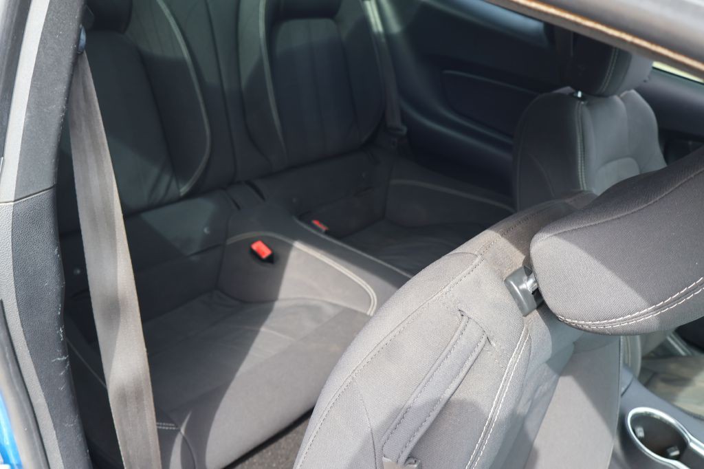 2019 Ford Mustang Image 37