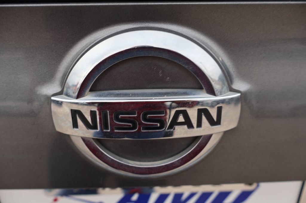 2018 Nissan Rogue Image 11