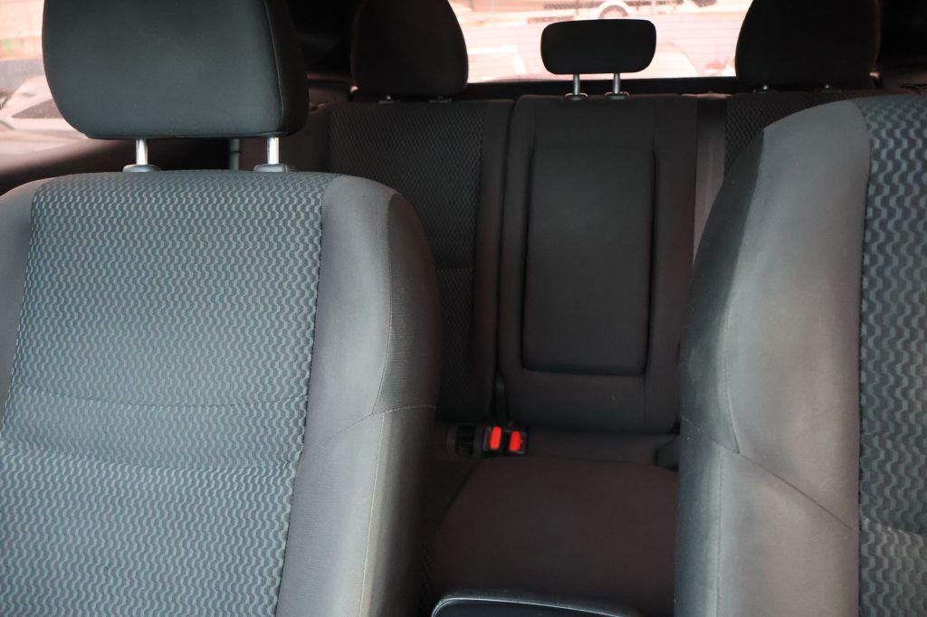 2018 Nissan Rogue Image 34