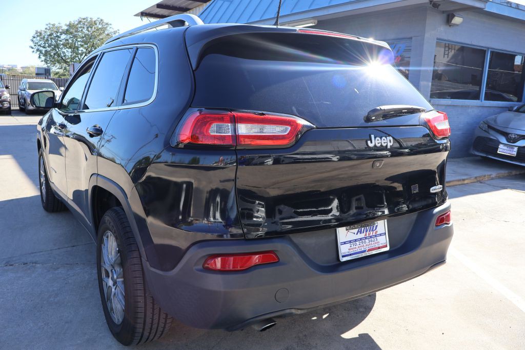 2018 Jeep Cherokee Image 5