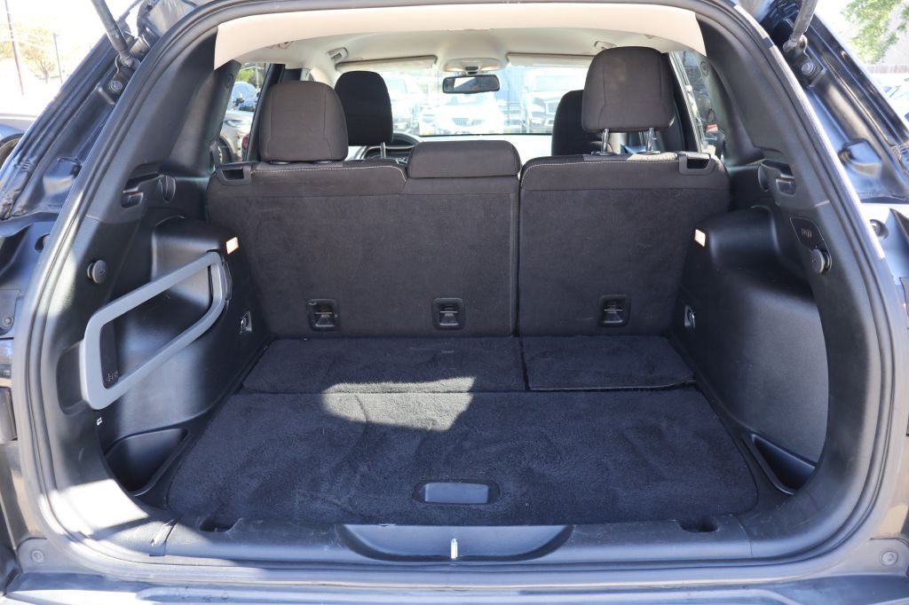 2018 Jeep Cherokee Image 15