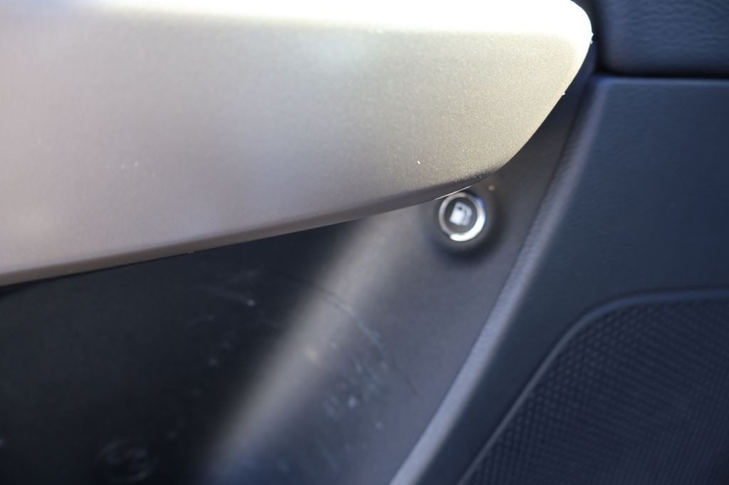 2018 Jeep Cherokee Image 28