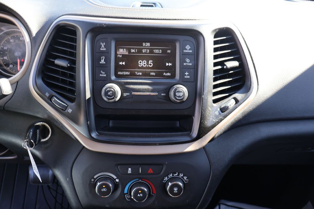 2018 Jeep Cherokee Image 30