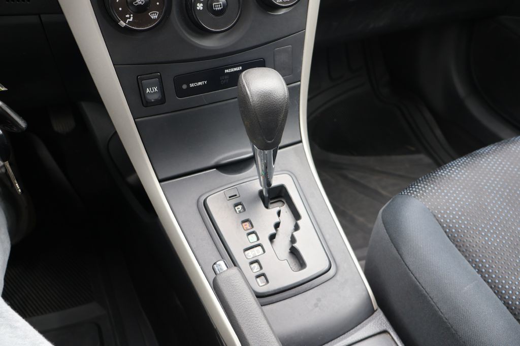 2009 Toyota Corolla Image 23