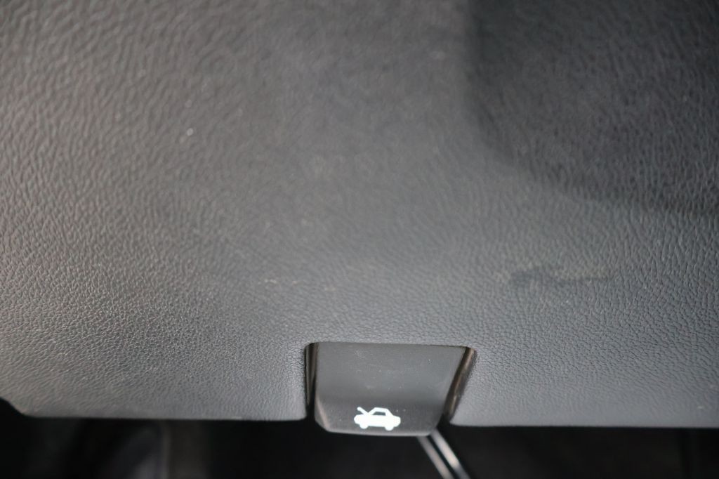 2019 Chevrolet Silverado 1500 Image 29