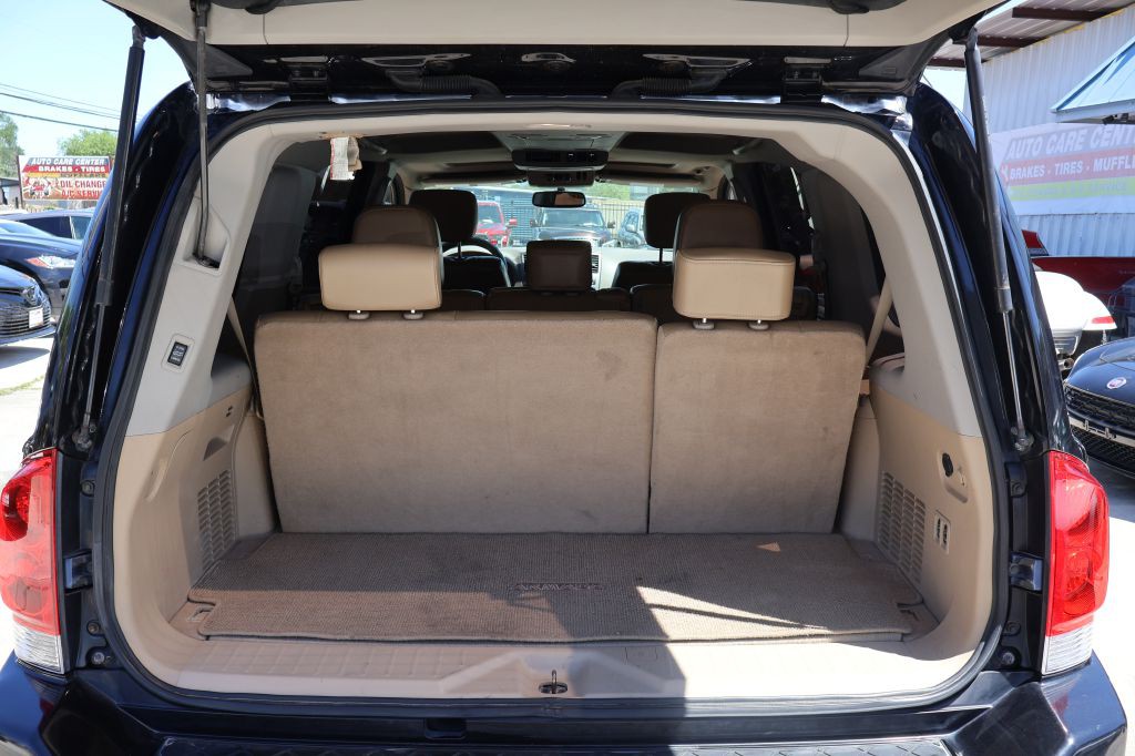 2012 Nissan Armada Image 10