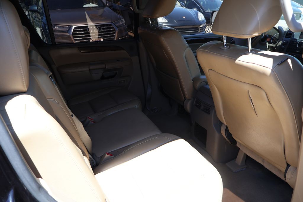 2012 Nissan Armada Image 20