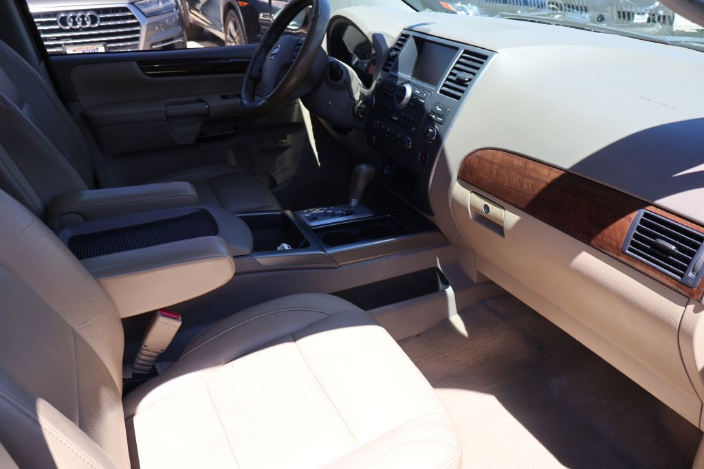 2012 Nissan Armada Image 22