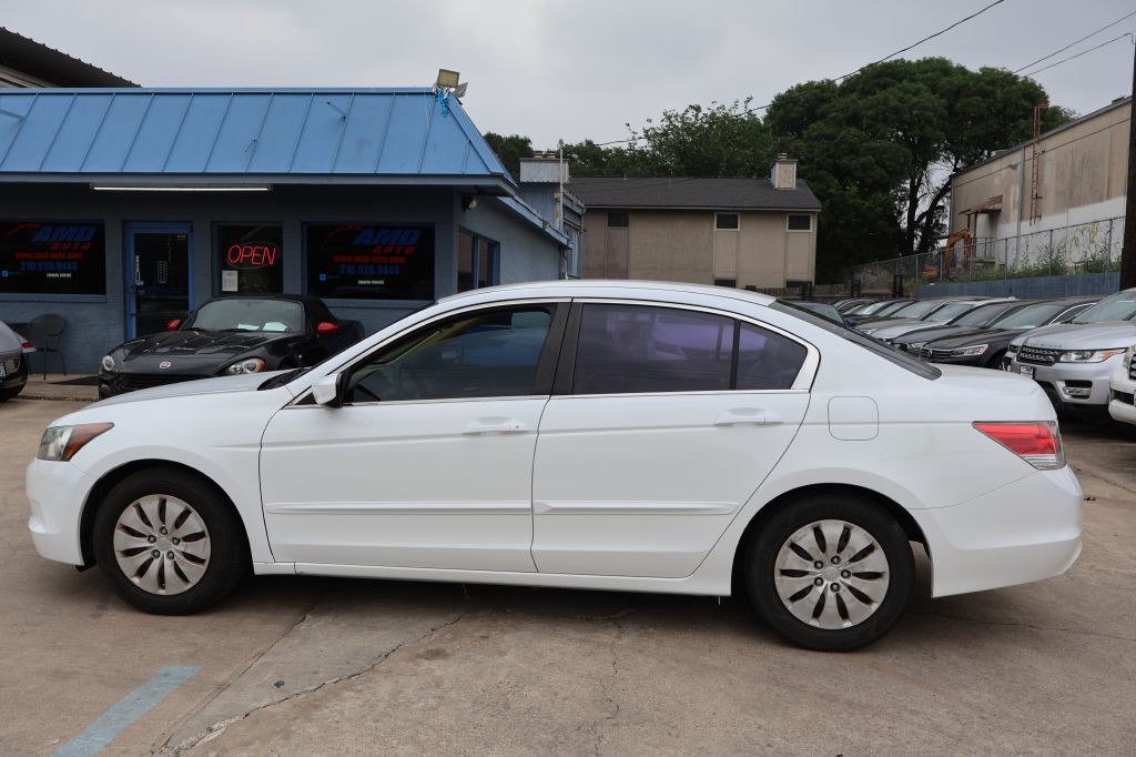 2009 Honda Accord Image 4