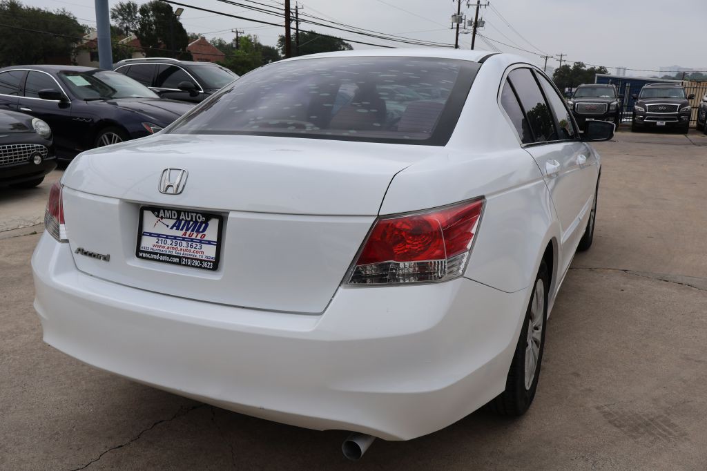 2009 Honda Accord Image 7