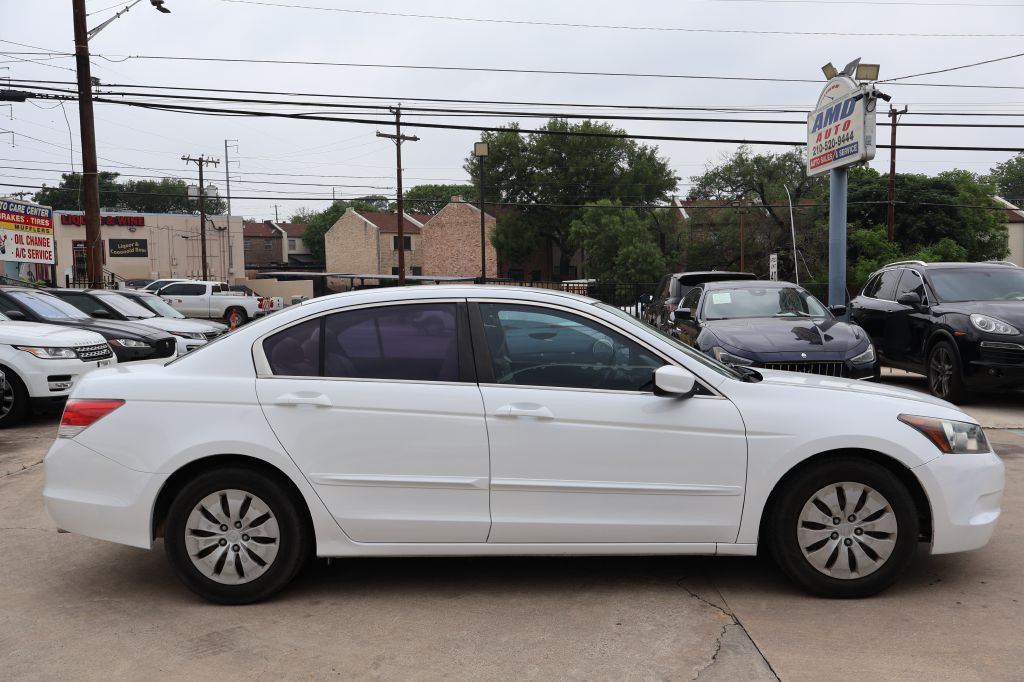 2009 Honda Accord Image 8