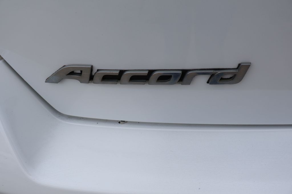2009 Honda Accord Image 10