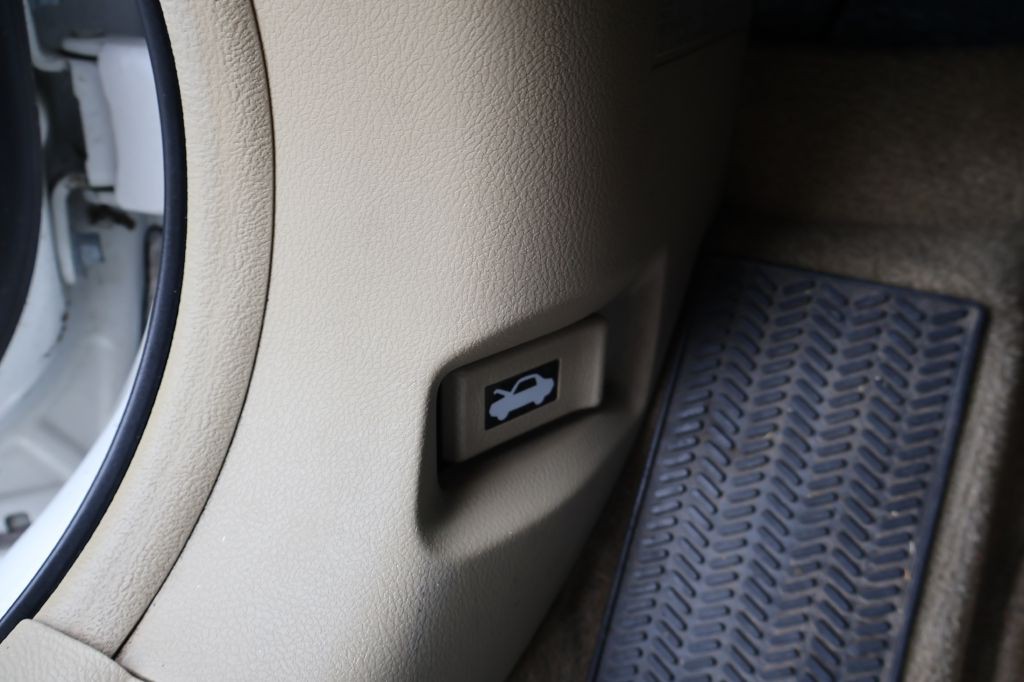 2009 Honda Accord Image 23