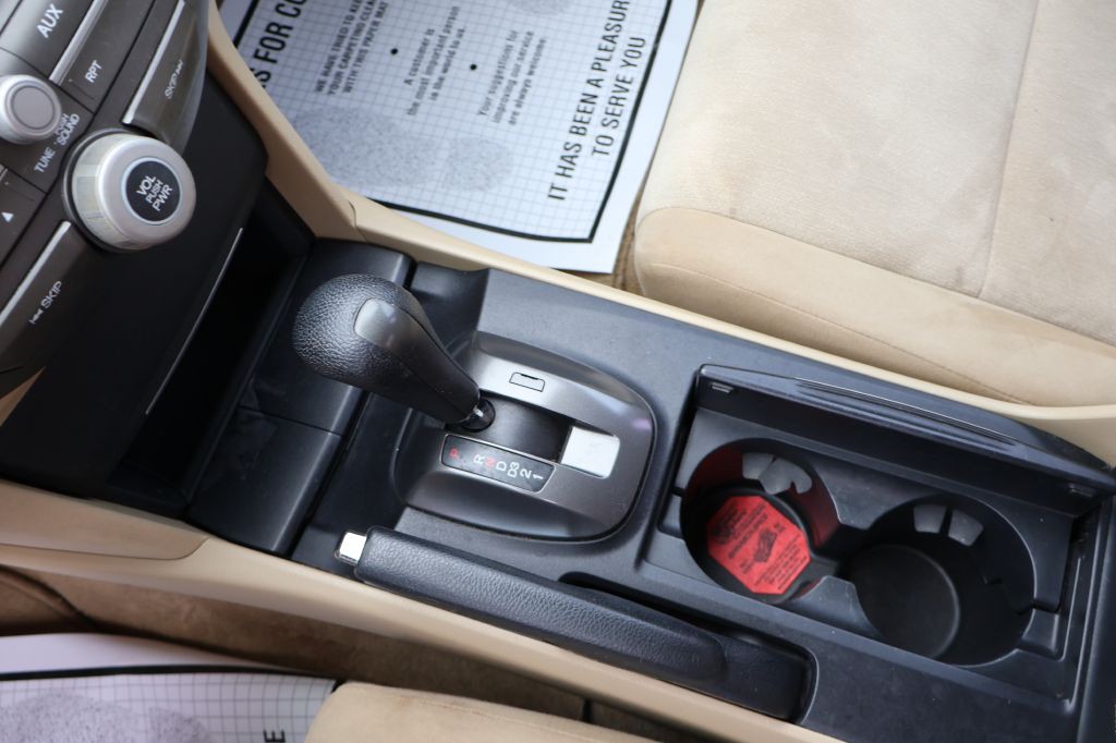 2009 Honda Accord Image 29