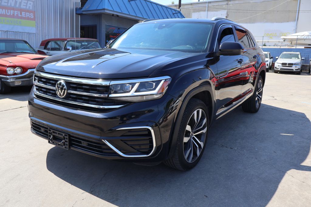 2020 Volkswagen Atlas Cross Sport Image 3