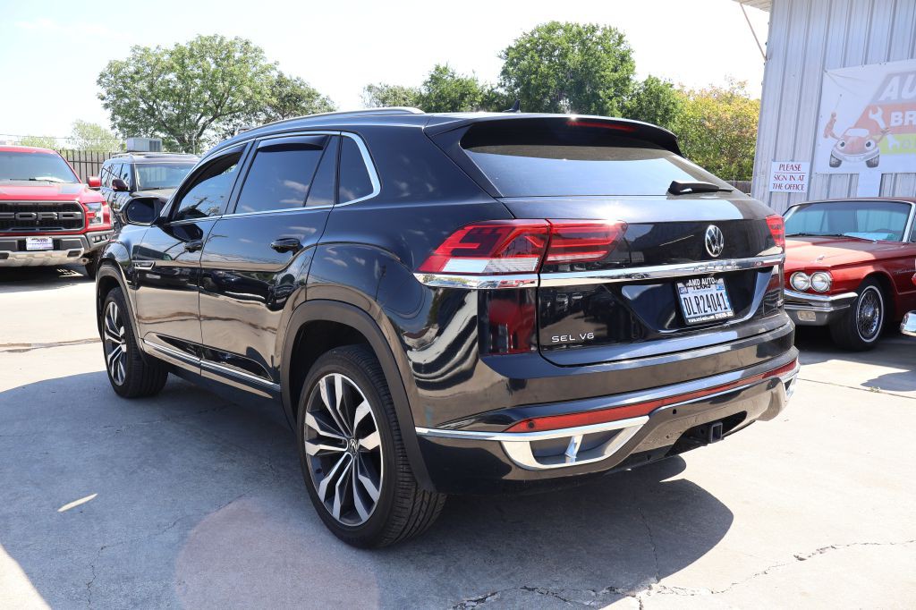2020 Volkswagen Atlas Cross Sport Image 5