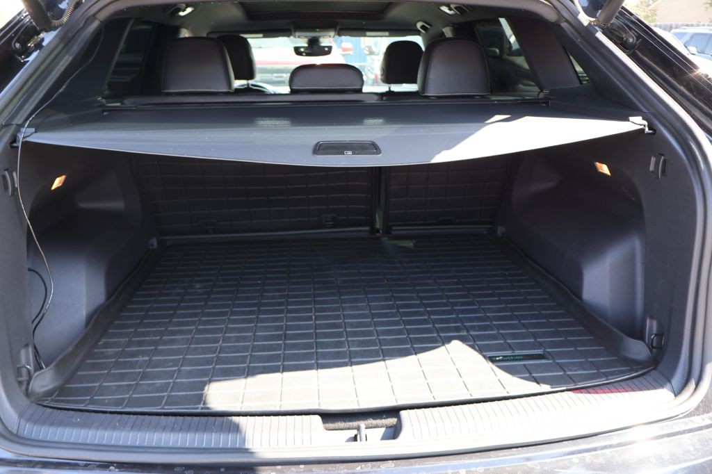 2020 Volkswagen Atlas Cross Sport Image 20