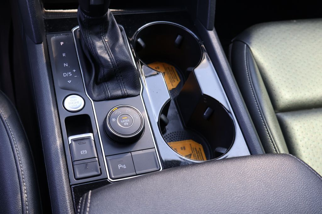 2020 Volkswagen Atlas Cross Sport Image 29