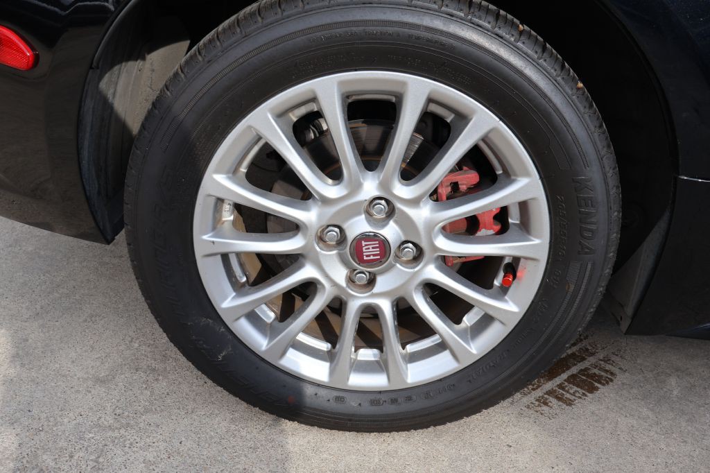 2018 FIAT 124 Spider Image 9