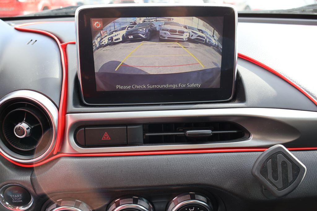 2018 FIAT 124 Spider Image 28