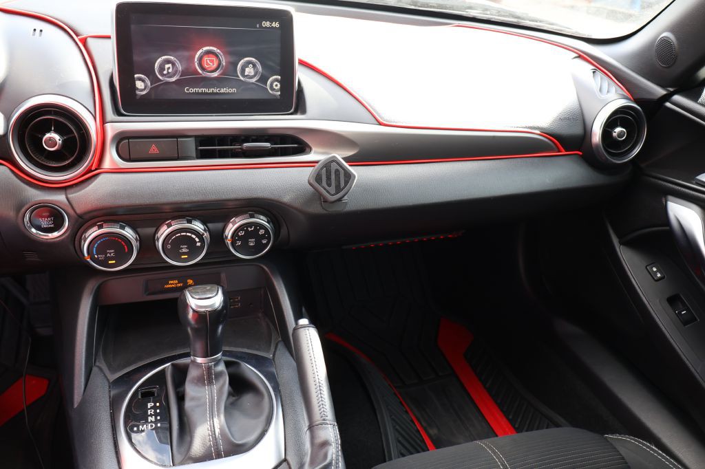 2018 FIAT 124 Spider Image 30