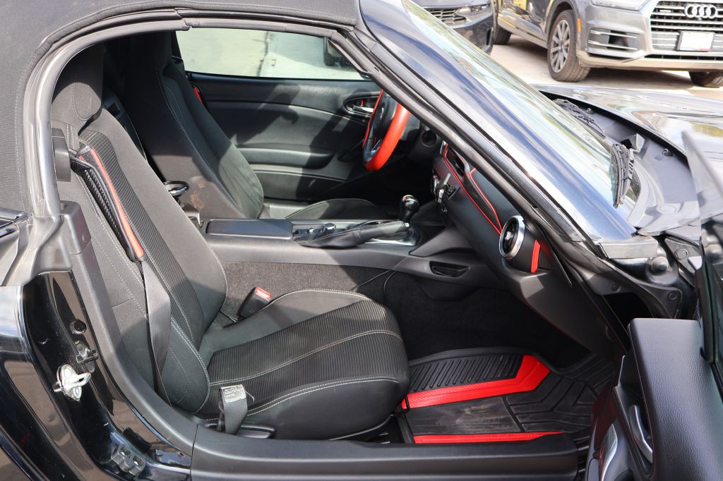 2018 FIAT 124 Spider Image 51