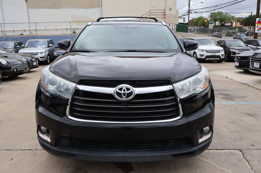 2016 Toyota Highlander Image 2