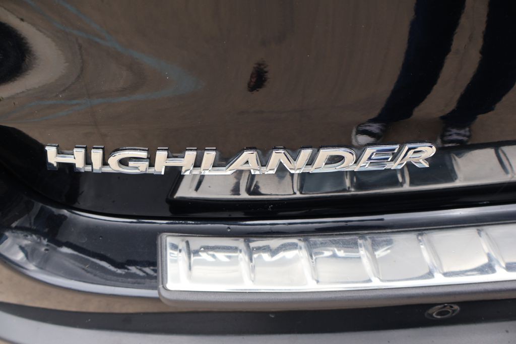 2016 Toyota Highlander Image 13