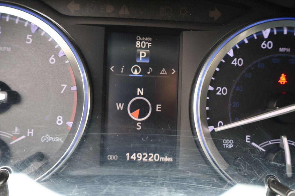2016 Toyota Highlander Image 30