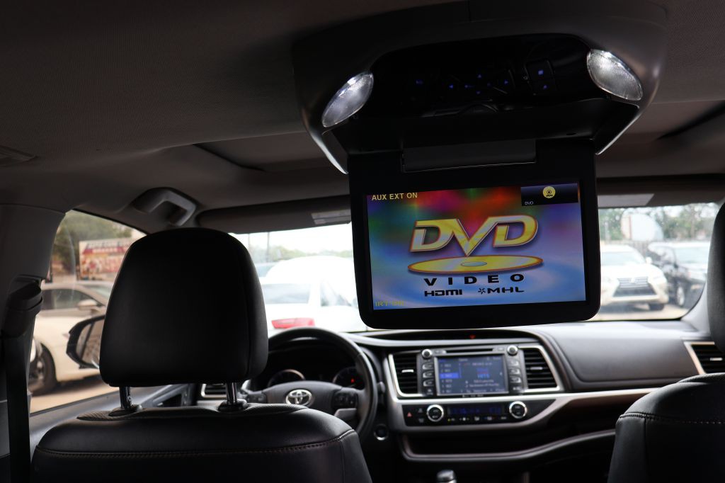 2016 Toyota Highlander Image 49