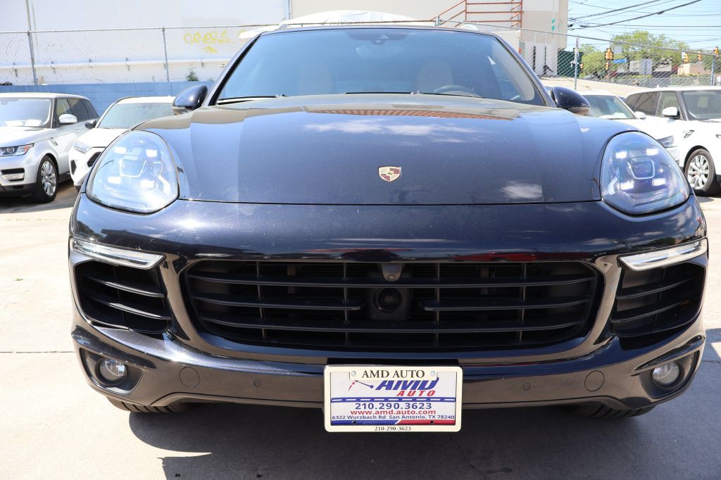 2016 Porsche Cayenne Image 59