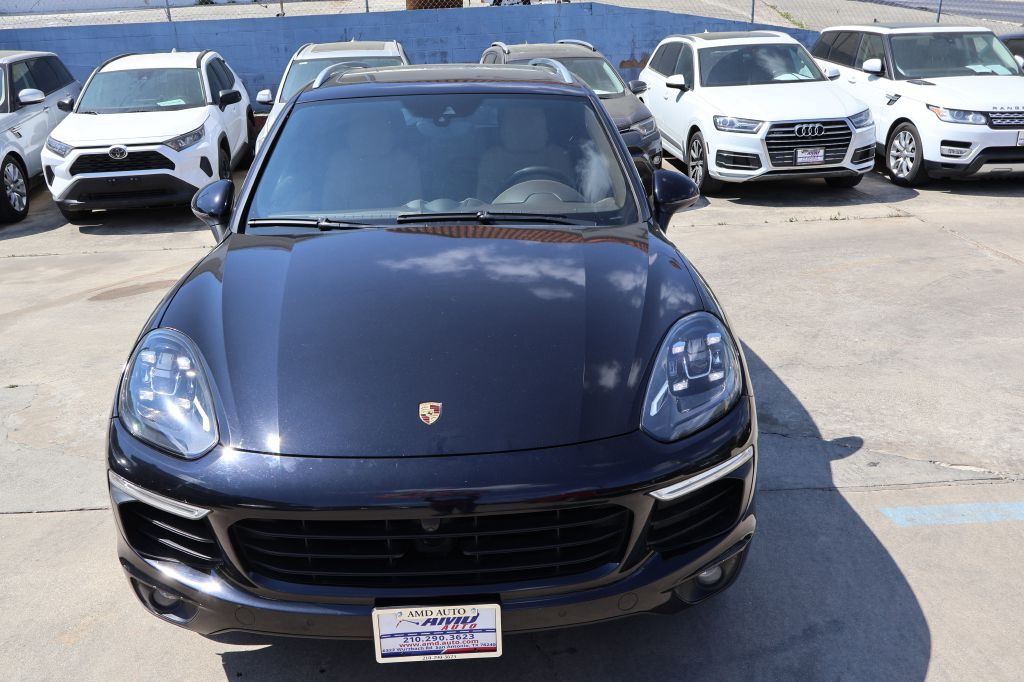2016 Porsche Cayenne Image 60