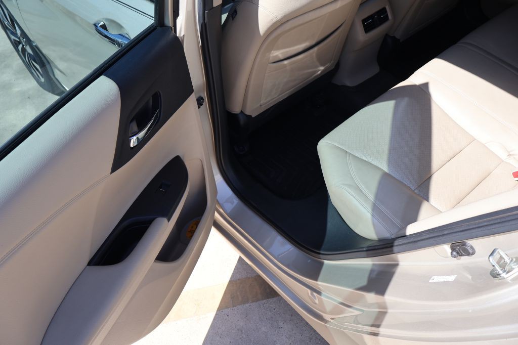 2014 Honda Accord Image 26