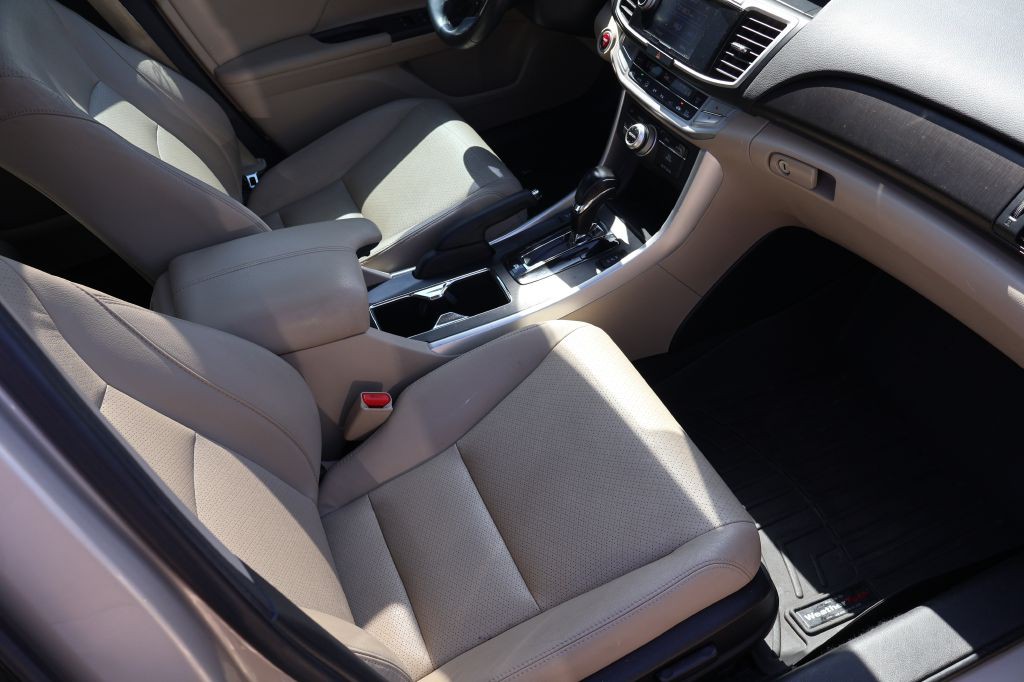 2014 Honda Accord Image 31