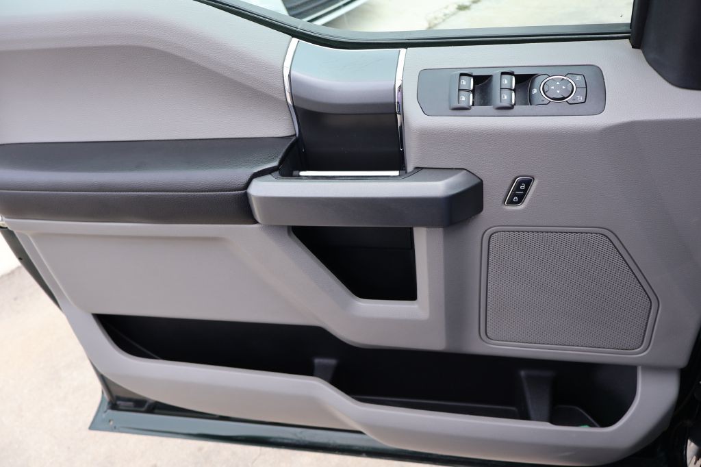 2016 Ford F-150 Image 35