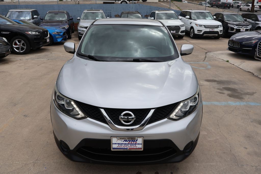 2017 Nissan Rogue Image 33