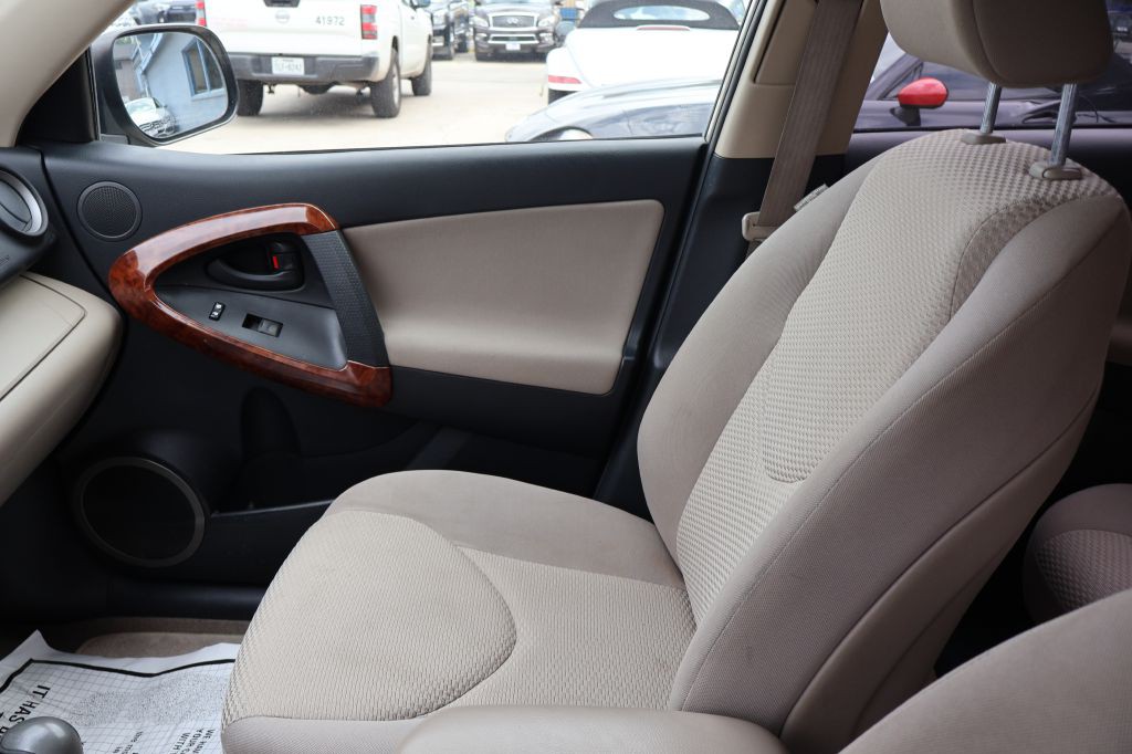2008 Toyota Rav4 Image 32